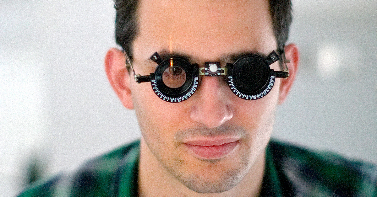 Augenoptik-Auszubildener