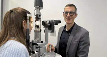 Simon Jäkel bei der Arbeit