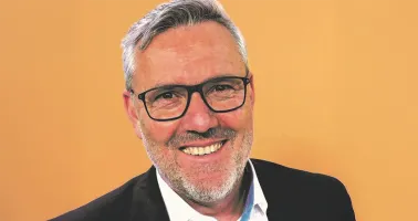Oliver Fischbach