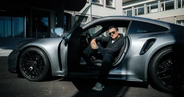 Orlando Bloom im Porsche