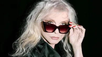 Debbie Harry mit Sonnenbrille