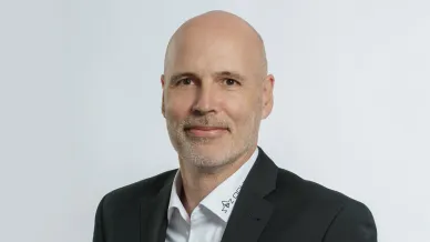 Stefan Weber