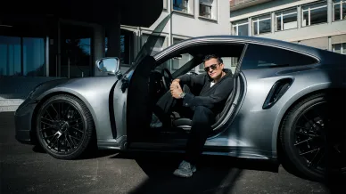 Orlando Bloom im Porsche