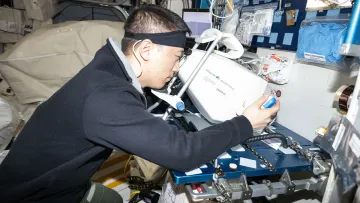 Gerät von Oculus auf der ISS