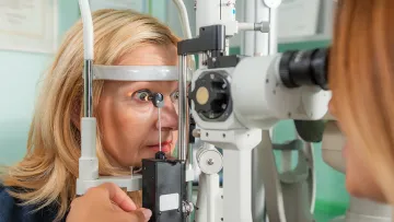 Tonometermessung beim Augenarzt