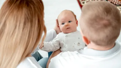 Baby mit Aphakie
