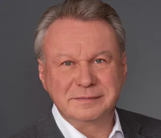 Stefan Schwarz