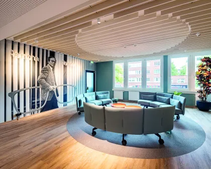 Wartebereich Fielmann Headquarter