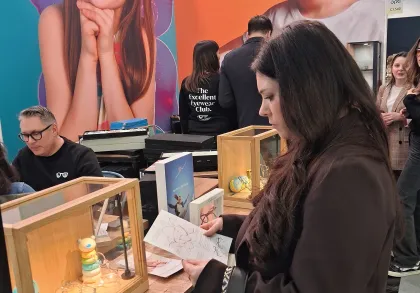 Eva Trummer-Held am Ivko-Stand