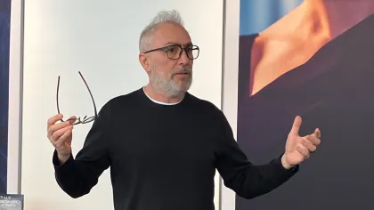 Roberto Montagner bei einer Präsentation