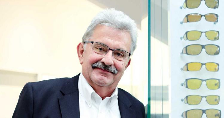 Low Vision Experte von Eschenbach Bernd Papsdorf verabschiedet sich in Ruhestand