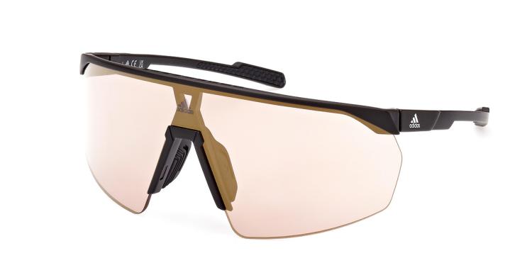Eine Sonnenbrille der Marke Adidas Sport Eyewear 2023.