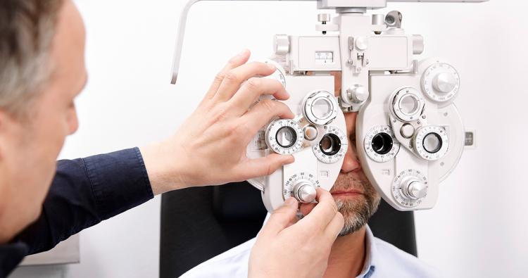 Refraktion beim Augenoptiker