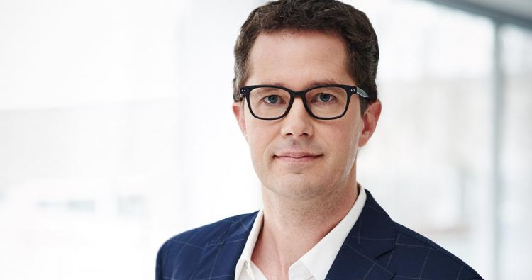  Dr. Jörg Zobel, CEO beim deutschen Brillenhersteller Eschenbach Optik 