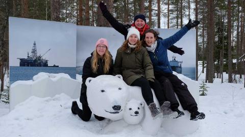 vier Studentinnen des Augenoptik/Optometrie Studiengangs in Oulu Finnland
