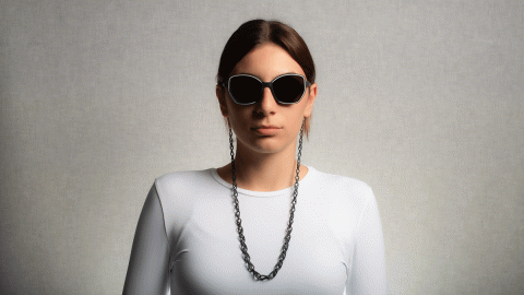 Das Sonnenbrillenmodell Luna aus der Wire-Kollektion