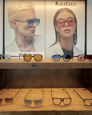 Brillenauslage von Kador