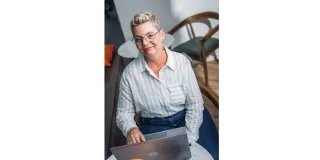  Neue Damenbrille von Nika Eyewear